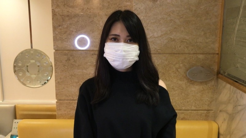 FC2-PPV-2339848 - A 25-year-old beautiful cabin attendant who is in need due to the corona crisis.  - Drive her poker face to the verge of throwing up