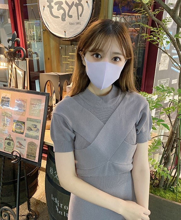 FC2-PPV-3109321 - 1 week only 2280→1280 I tried to punish a hostess who earns a price for expensive champagne with a pillow.