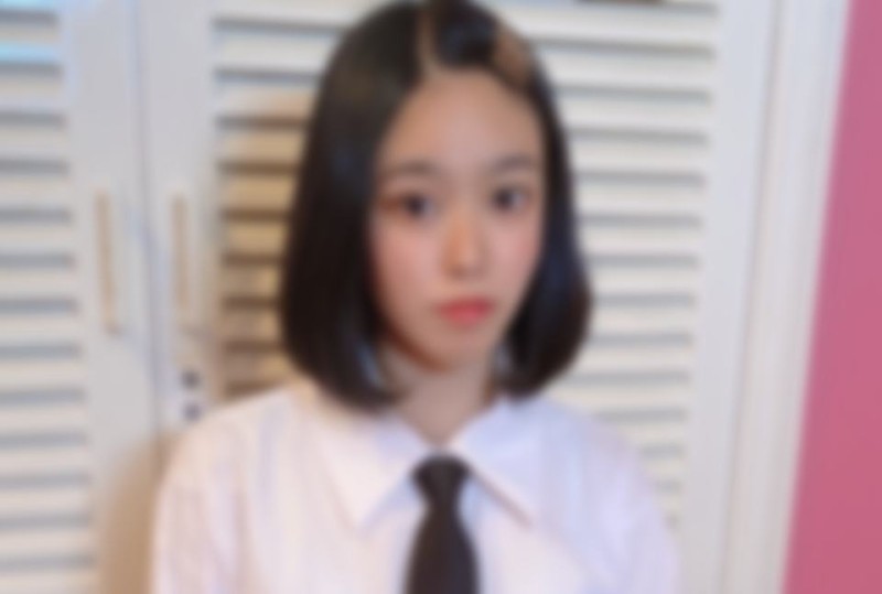 FC2-PPV-2101721 - A young girl in her teens who ran away from home and stayed at an internet cafe.  - She tricks the shadowy girl with her words, lick