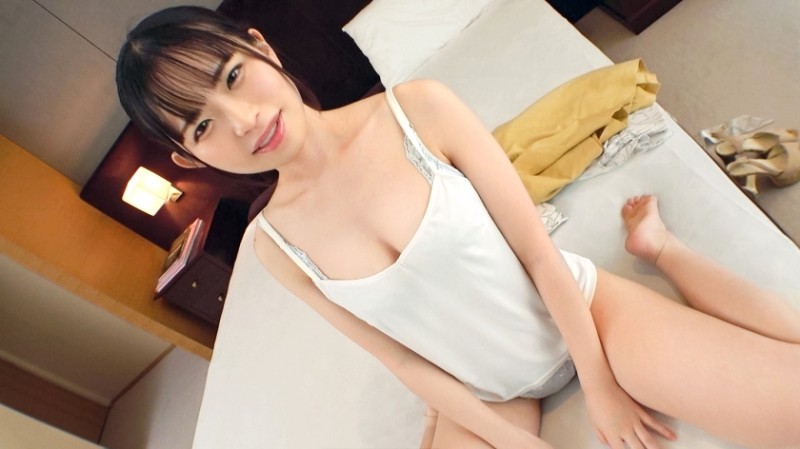 SIRO-5114 - [Fair-skinned slime E milk] [Fluffy serious girl] She shakes her transparent fair-skinned body and makes her cum!  - Applicant amateur, fi