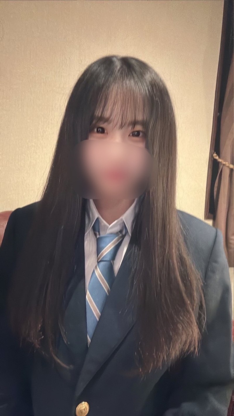 FC2-PPV-3195476 - [Early purchaser benefits available] [Complete quantity limited sale] [New account established!  - ] Today only 22000 → 9980 [Comple