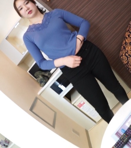 FC2-PPV-1053160 - fc2-ppv 1053160 ZIP Yes Amateur female college student squirts with electric massage machine w Gonzo with a love hotel with a tall b