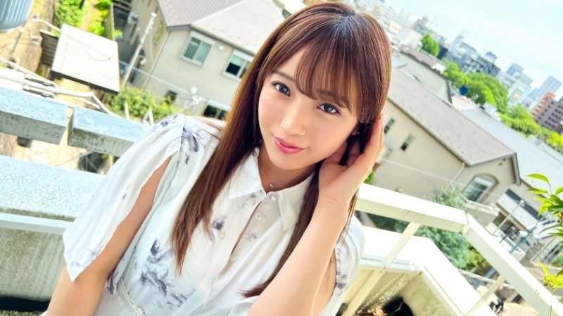 SIRO-5152 - [Looks neat but is actually...] [Continuous attack of "feels good"] If you admire her pussy in the erogenous zone, a shower of p
