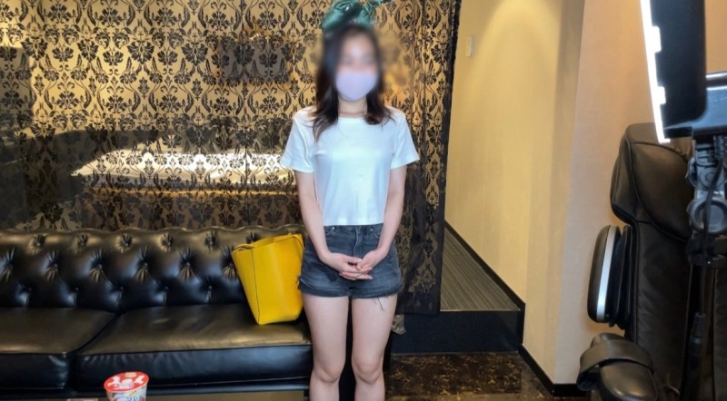 FC2-PPV-3074493 - First shoot!  - After returning from a trip with my favorite boyfriend with two experienced people, a stranger uncle and a super cut