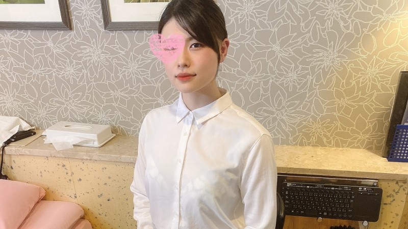 FC2-PPV-1818561 - A beautiful teacher in the infirmary who graduated from a prestigious university.  - With sweaty sex that releases desire, a large a