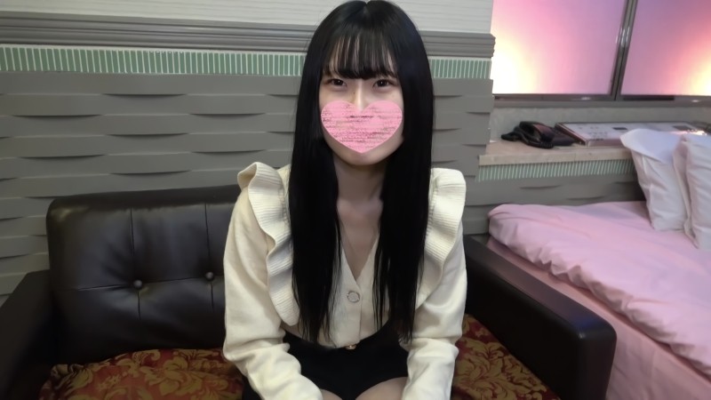 FC2-PPV-2583964 - Fair-skinned slender with long black hair.  - I persuaded a cafe clerk who looked like a Japanese doll by pretending to forget somet