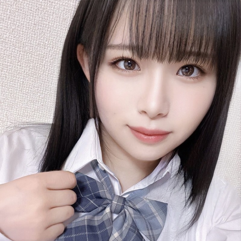 FC2-PPV-3238612 - [From loss of virginity to legend] A super dangerous loli girl who longed for Meru-chan and DMed her was a legendary girl whose head