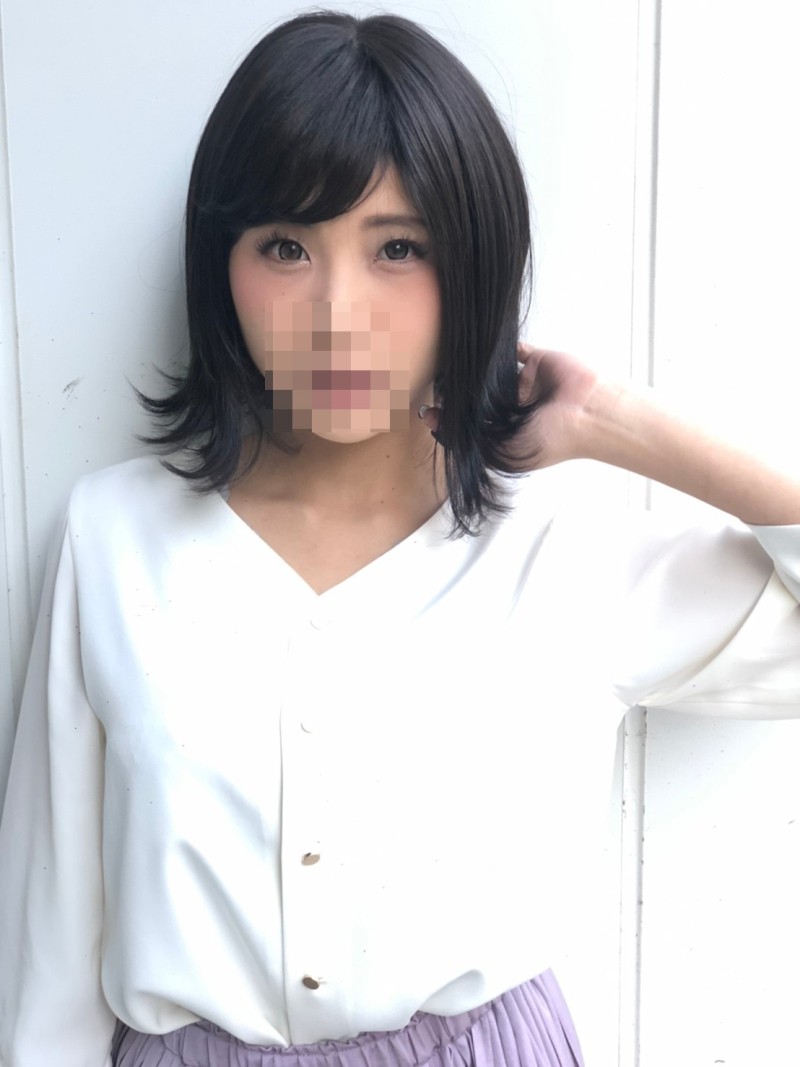 FC2-PPV-1579129 - [First shot, appearance, first creampie, uncensored] A 19-year-old struggling to become an idol, nervous and confused for the first 