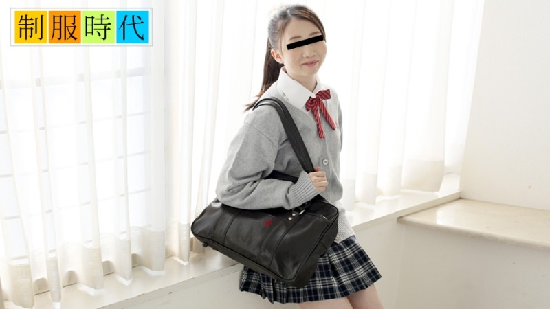10musume-051018_01 - School uniform era ~Masturbation in uniform for the first time~