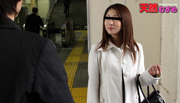 10musume-072611_01 - I Was Fucked By A Beautiful Older Sister Who Suddenly Changed To A Carnivorous System.