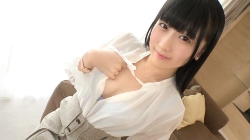 SIRO-4441 - [First shot] [Simple x Neat x Beginner] [Expected stains on pants] A 21-year-old sister-type professional student with a desire to protect