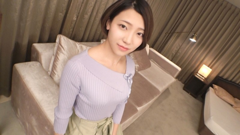 SIRO-4379 - [First shot] [Beauty with short hair] [Beauty staff panting obscenely] A slender girl who applied to relieve stress.  - Don't miss th