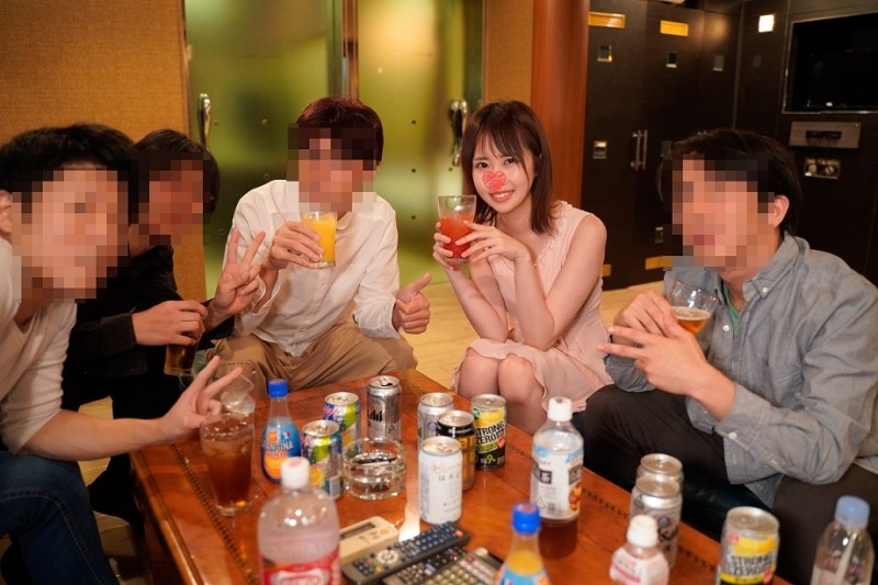 FC2-PPV-1212917 - [Pickup Leak / Scheduled to be Deleted] 2019's Last Super Premiere Ao 4th Year University Taki Miki (22) We Turned Together W T
